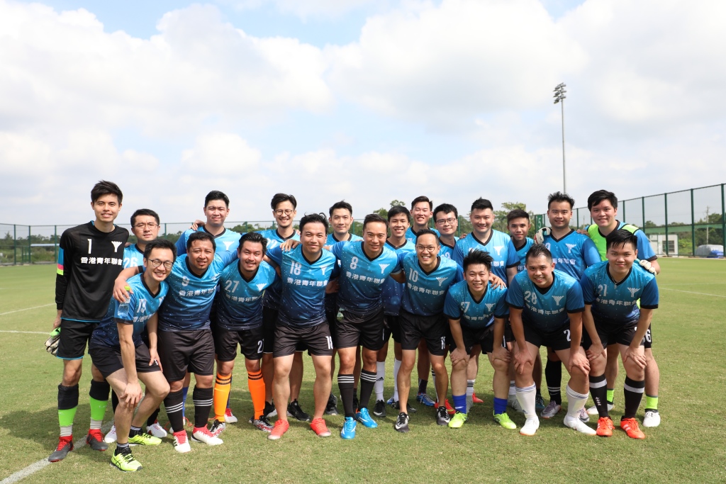 Football-friendly01
