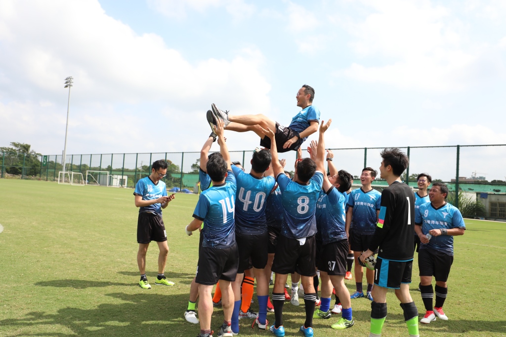 Football-friendly03